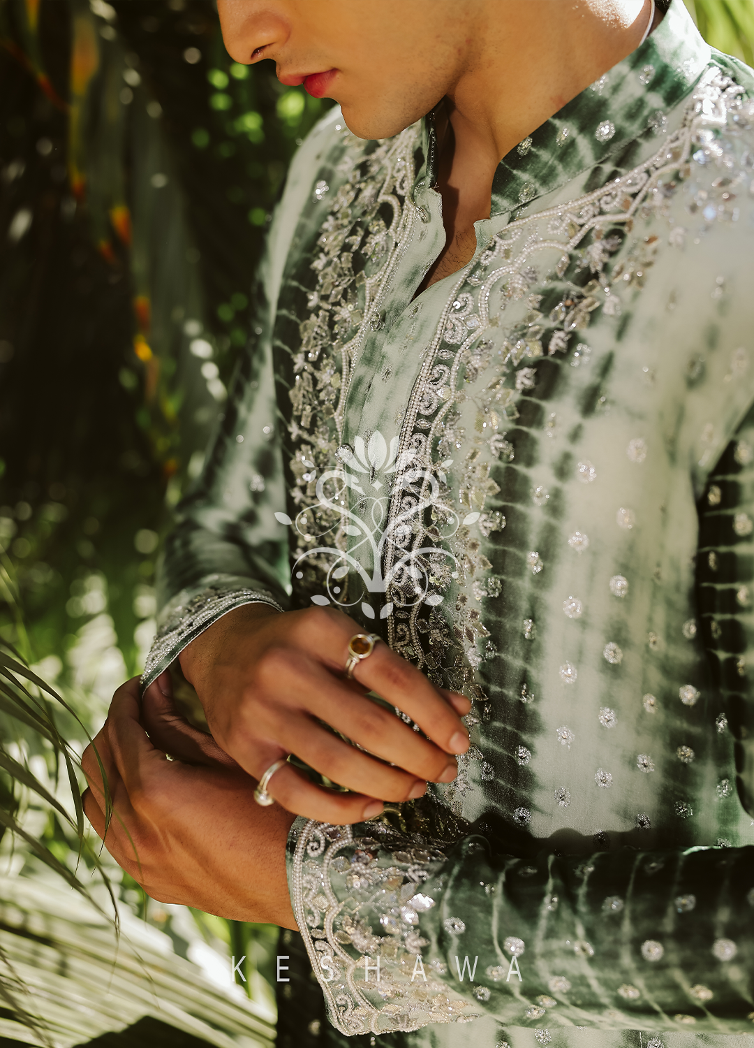 Elevate your style with our stunning green tie-dye kurta