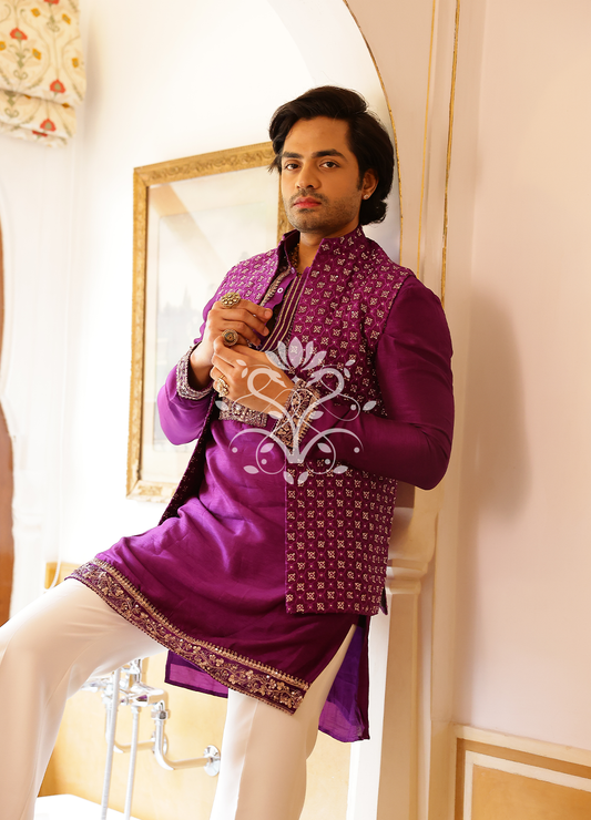 Drape yourself in royalty.
