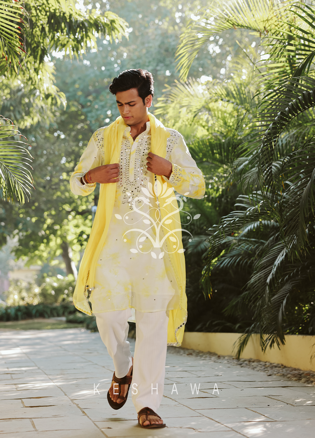 Elevate your style with our stunning yellow tie-dye kurta
